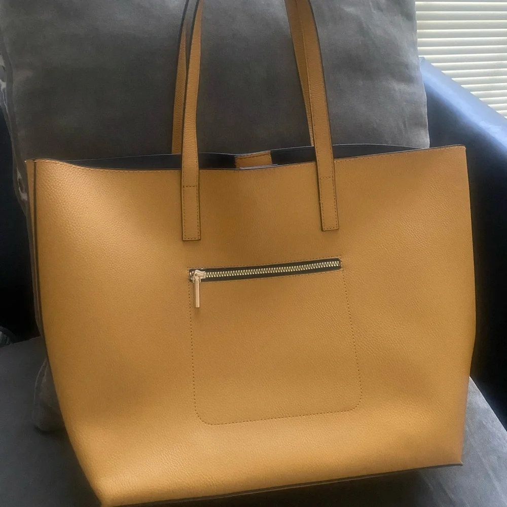 Primark Faux Leather Tote Bag - Picture 1 of 11